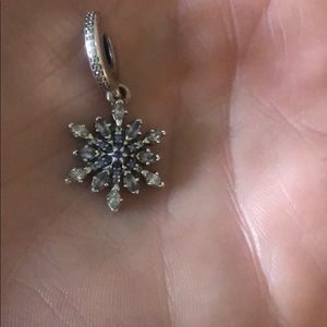 SNOWFLAKE PANDORA CHARM